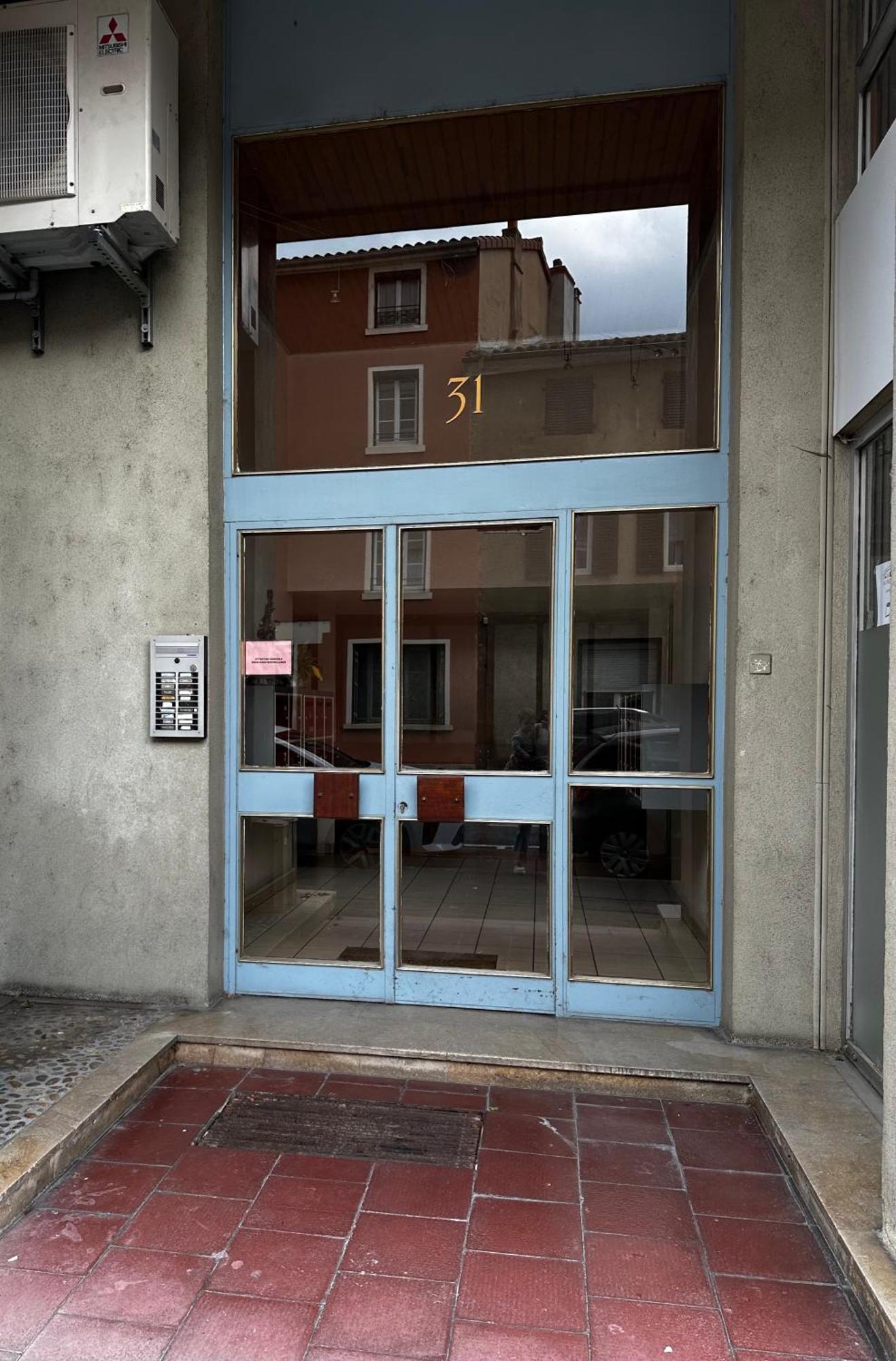 Charmant Appartement T1 Mâcon Dış mekan fotoğraf